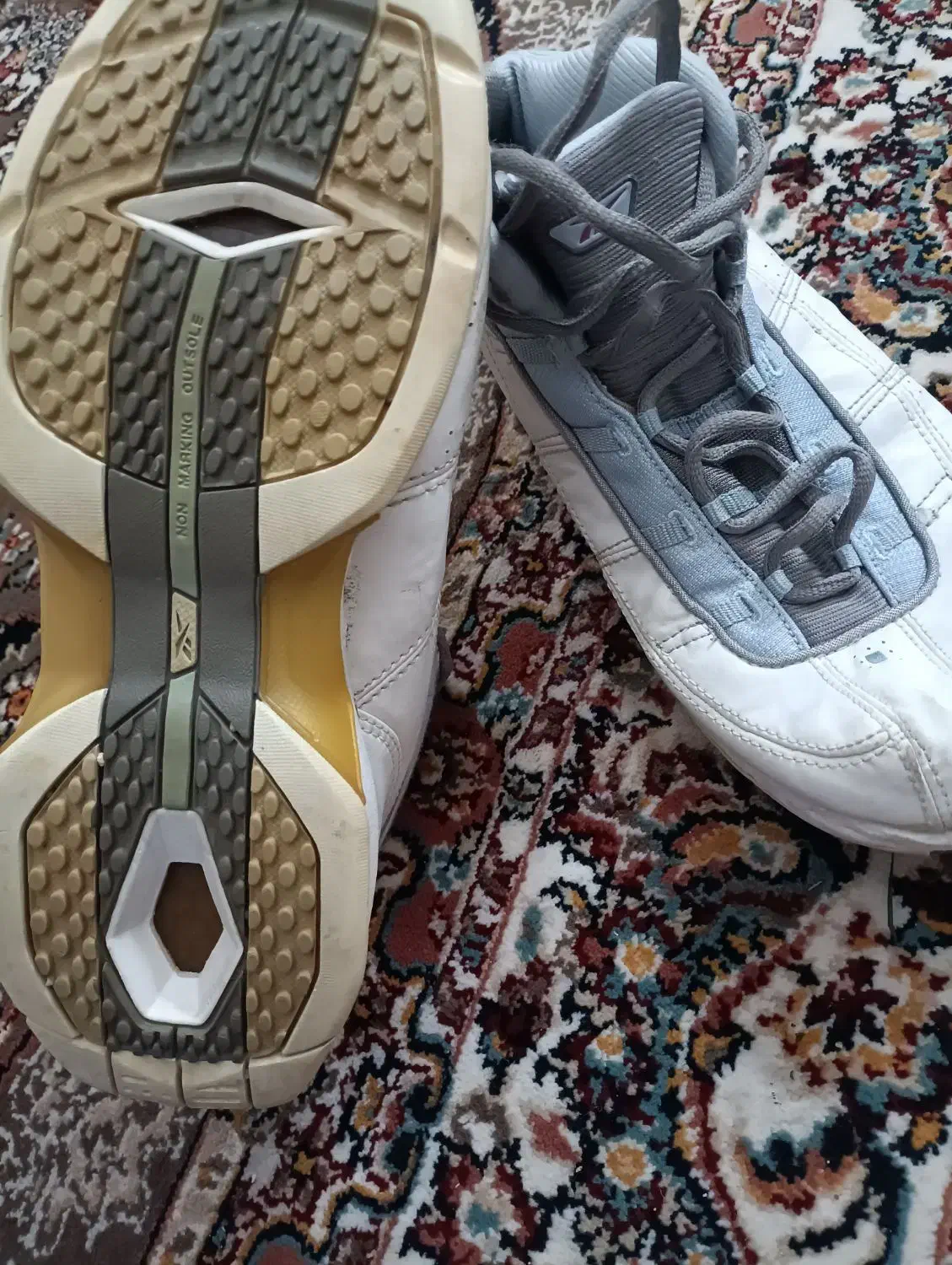 کفش|کیف، کفش، کمربند|ابهر, |دیوار