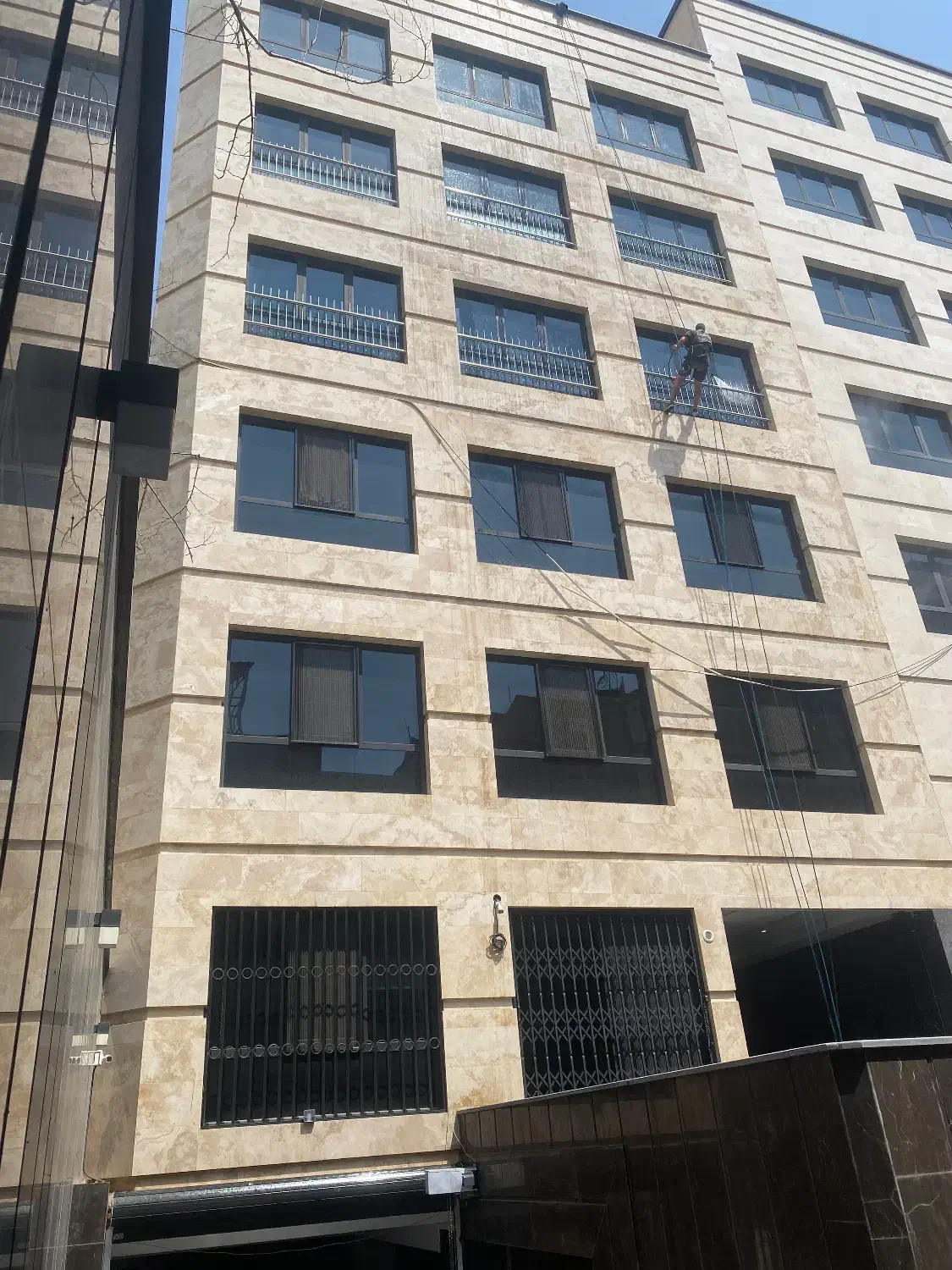 پیچ و‌رولپلاک و نما شویی تضمینی|خدمات پیشه و مهارت|تهران, میرداماد|دیوار