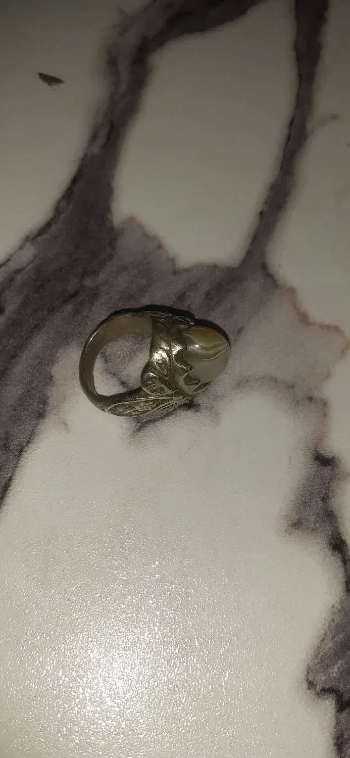 انگشتر نقره|کلکسیون اشیاء عتیقه|لنگرود, |دیوار