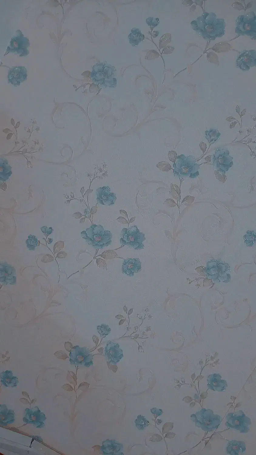 یک رول کاغذ دیواری نو|مصالح و تجهیزات ساختمان|قم, عمار یاسر|دیوار