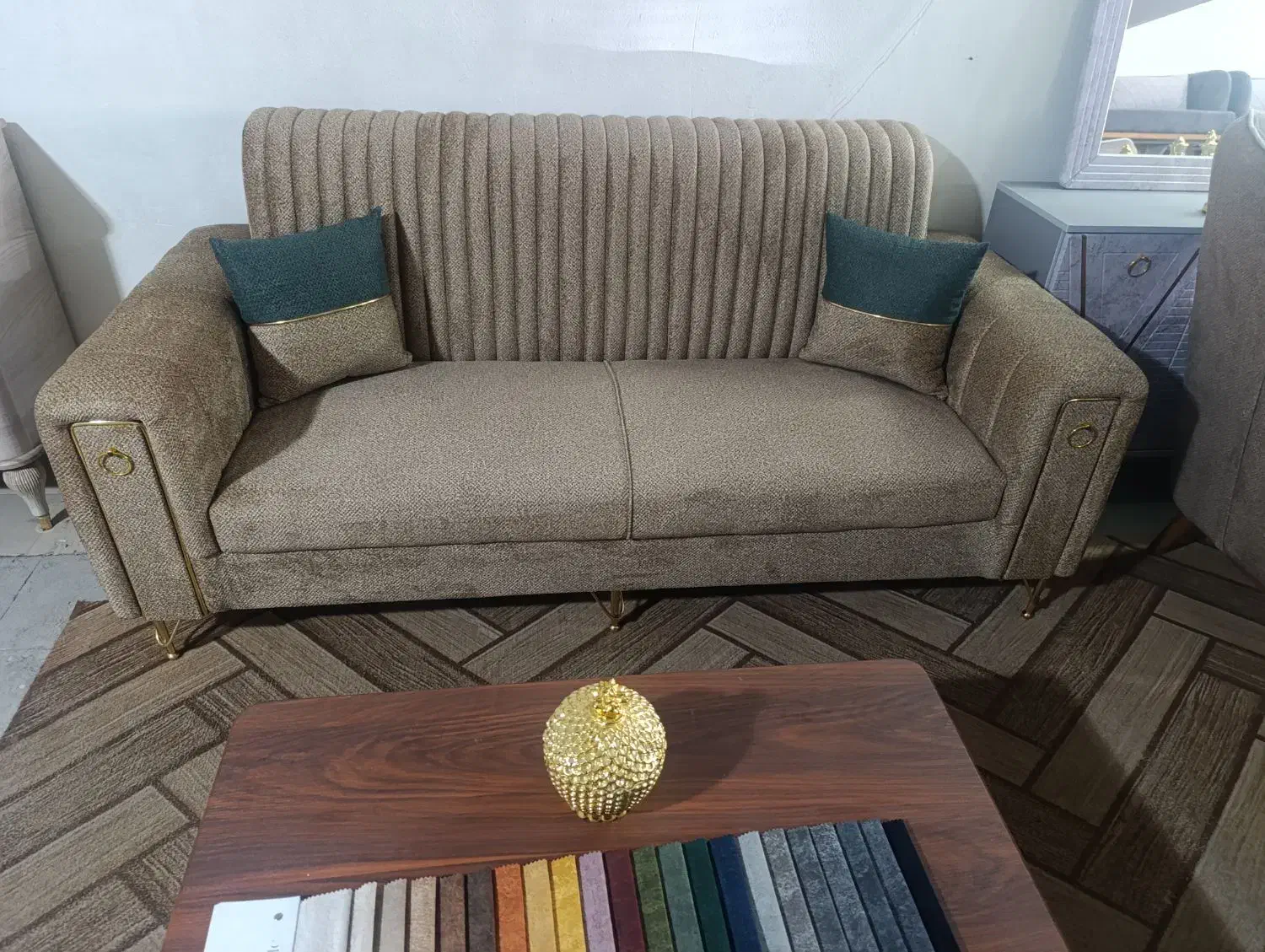 مبل چستر شیاری|مبلمان خانگی و میز عسلی|یزد, |دیوار