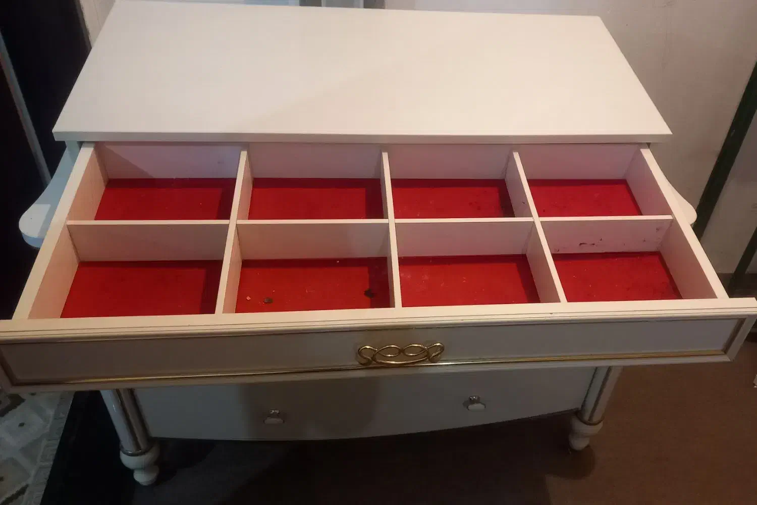 بوفه نیم دایره اصل برنز/تخت کودک/میزآرایش زیبا|بوفه، ویترین، کنسول|اردبیل, |دیوار