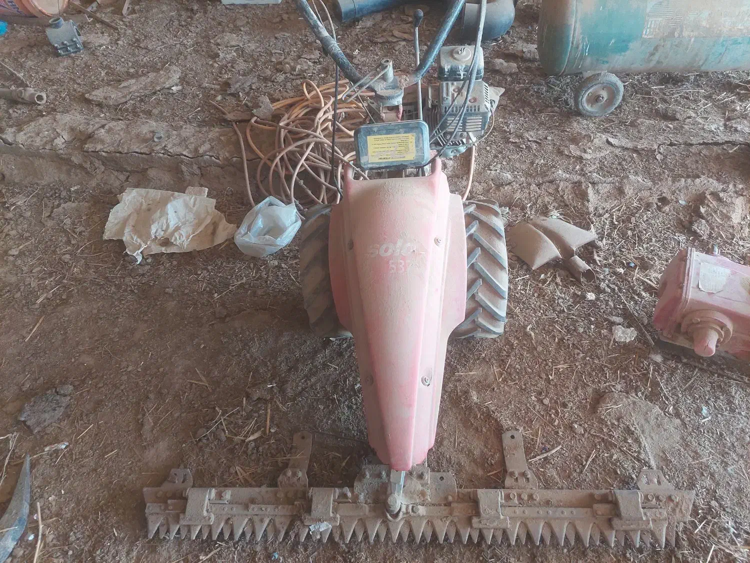 یونجه چین سولو آلمانی در حد نو|ماشین‌آلات صنعتی|ساوه, |دیوار