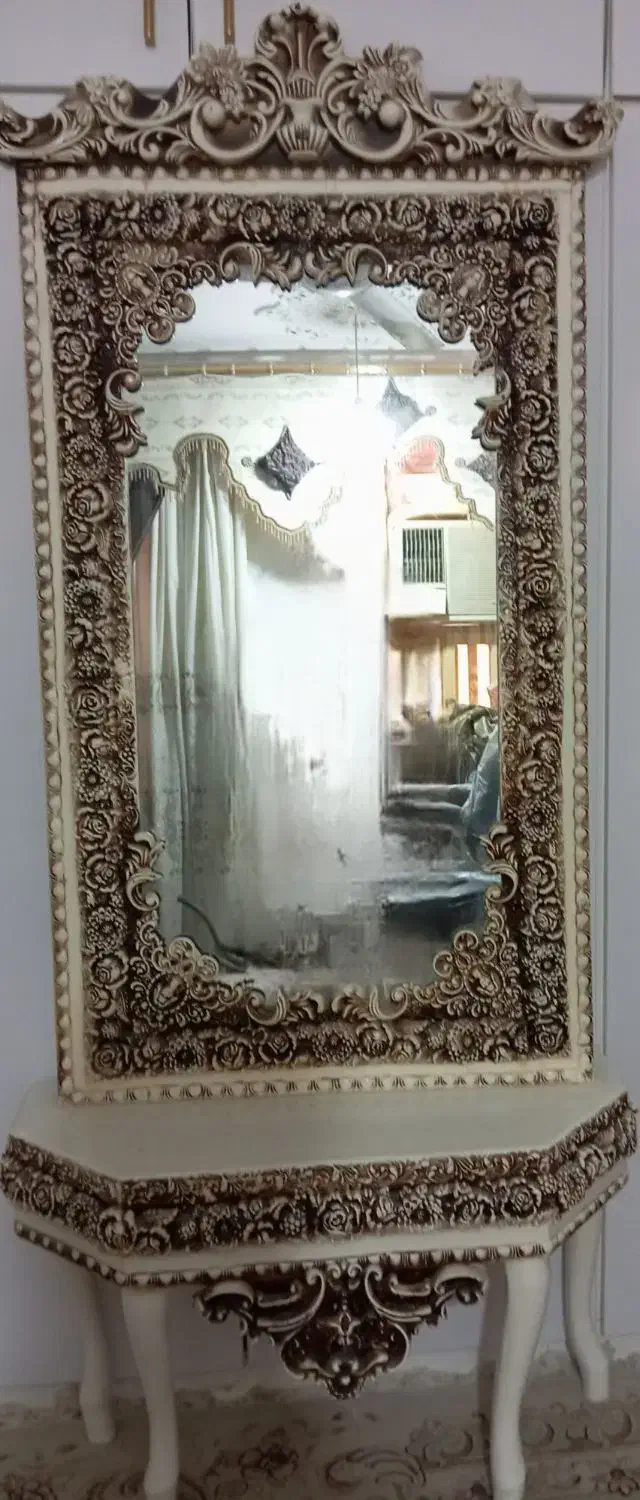 آینه کنسول سفید و طلایی|بوفه، ویترین، کنسول|بندر دیر, |دیوار