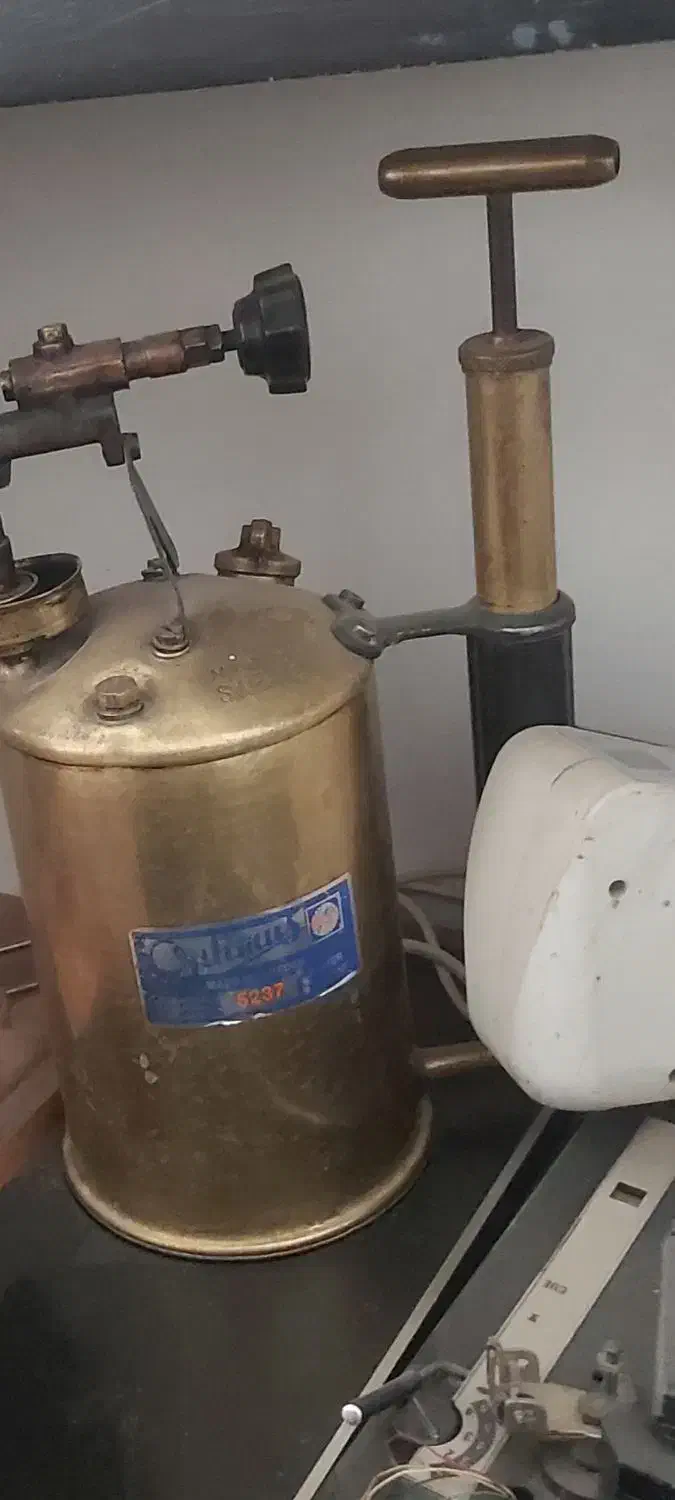 دوربین قطب نما تریموس عتیقه و قدیمی|کلکسیون اشیاء عتیقه|کرج, فاز ۴ مهرشهر|دیوار