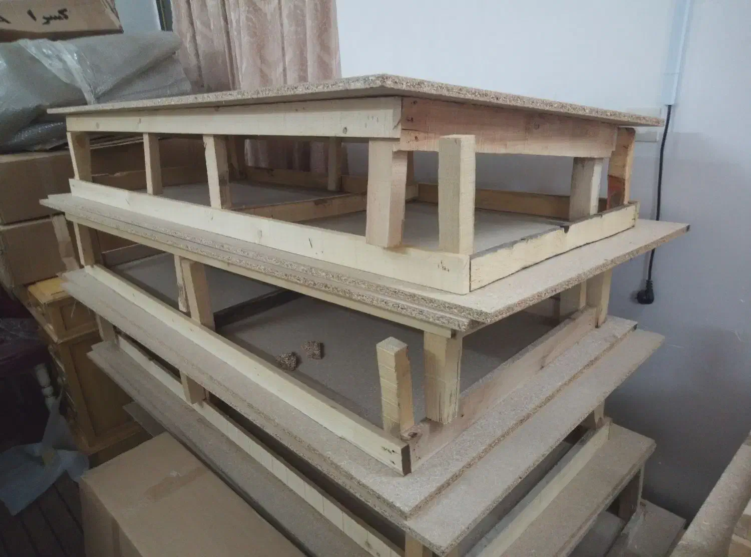 کفی چوبی تخت|تخت و سرویس خواب|لار, |دیوار