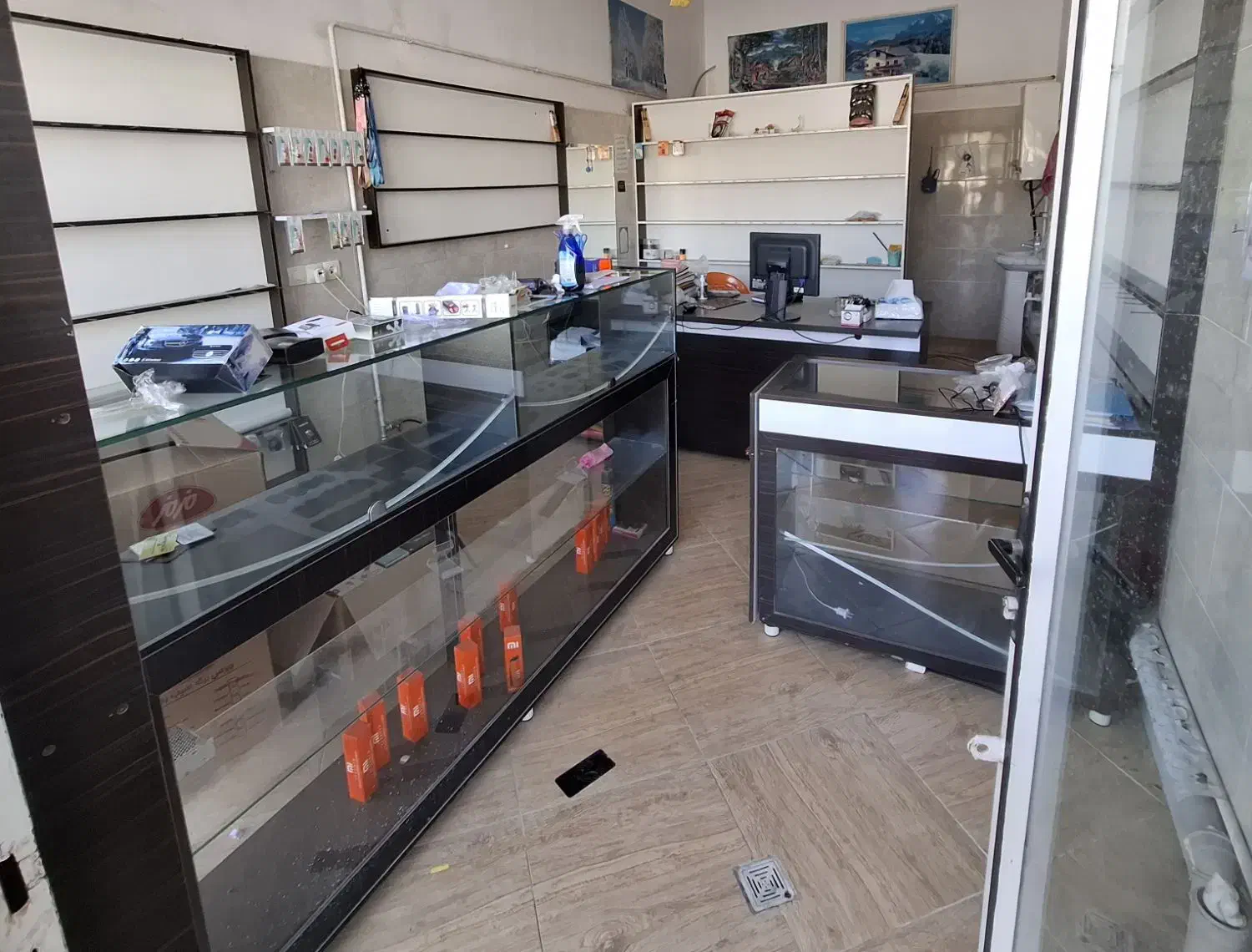 ویترین|بوفه، ویترین، کنسول|همدان, |دیوار