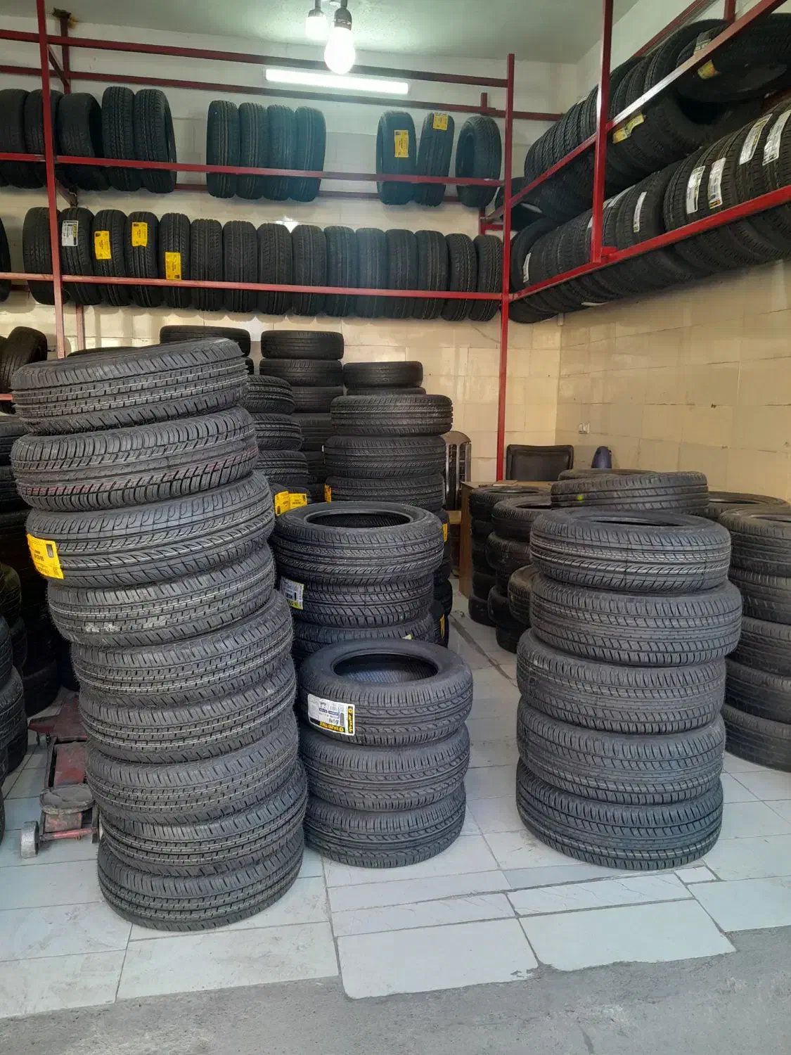 لاستیک استوک سایز 14 و 15|قطعات یدکی و لوازم جانبی|سبزوار, قصبه اب یمین|دیوار