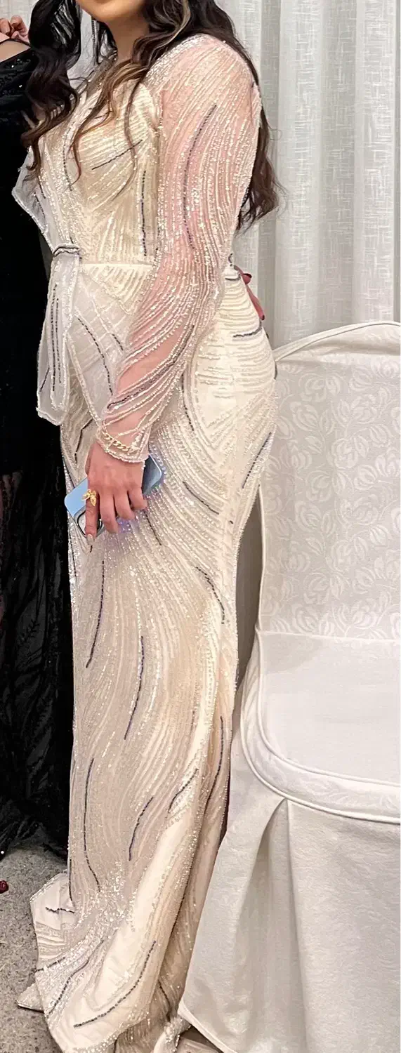 لباس مجلسی|لباس|آستارا, |دیوار