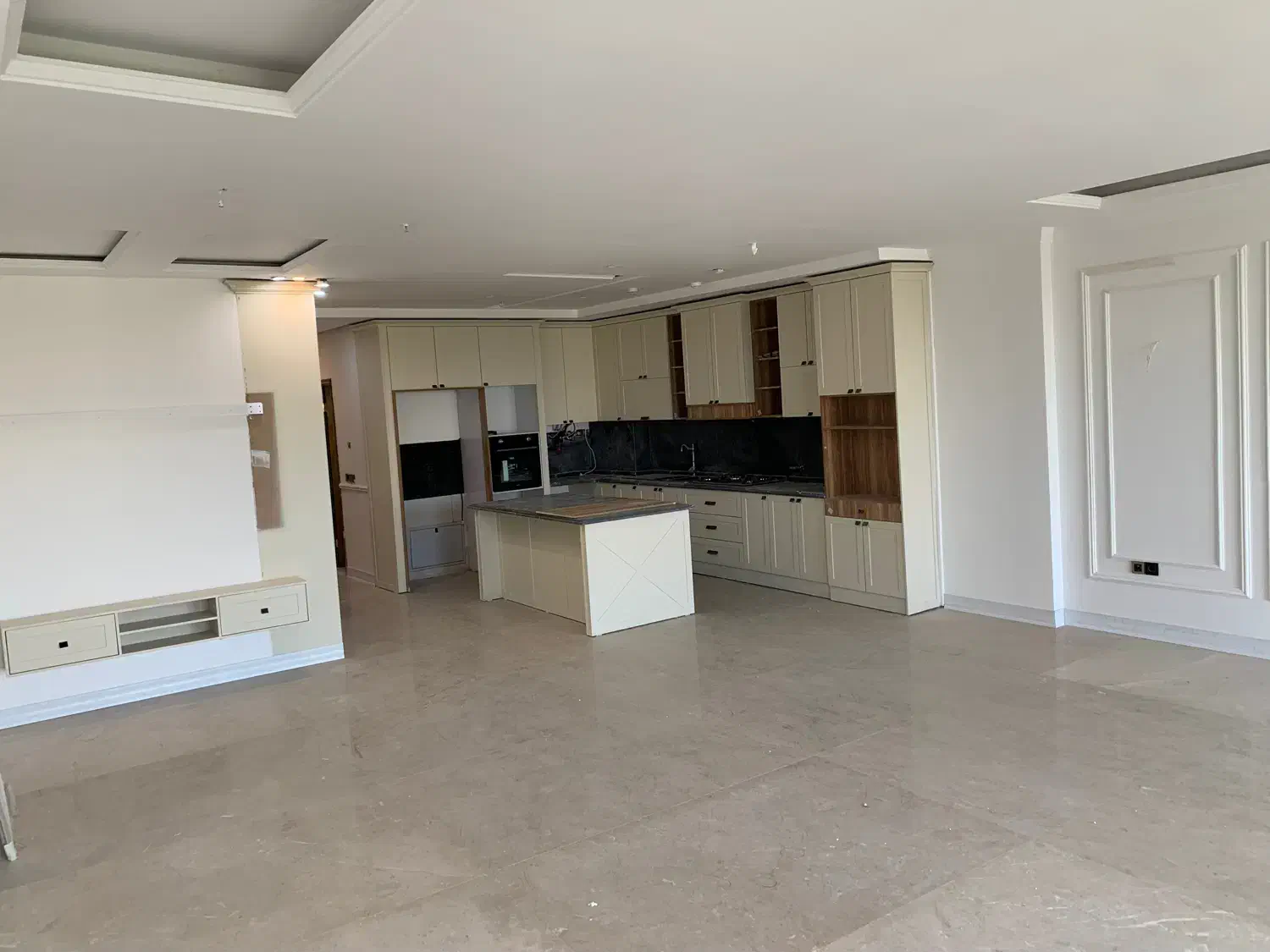 ۹۵ متر پارکینگ اختصاصی نورگیر اکواریوم اول خاقانی|فروش آپارتمان|مشهد, رضاشهر|دیوار