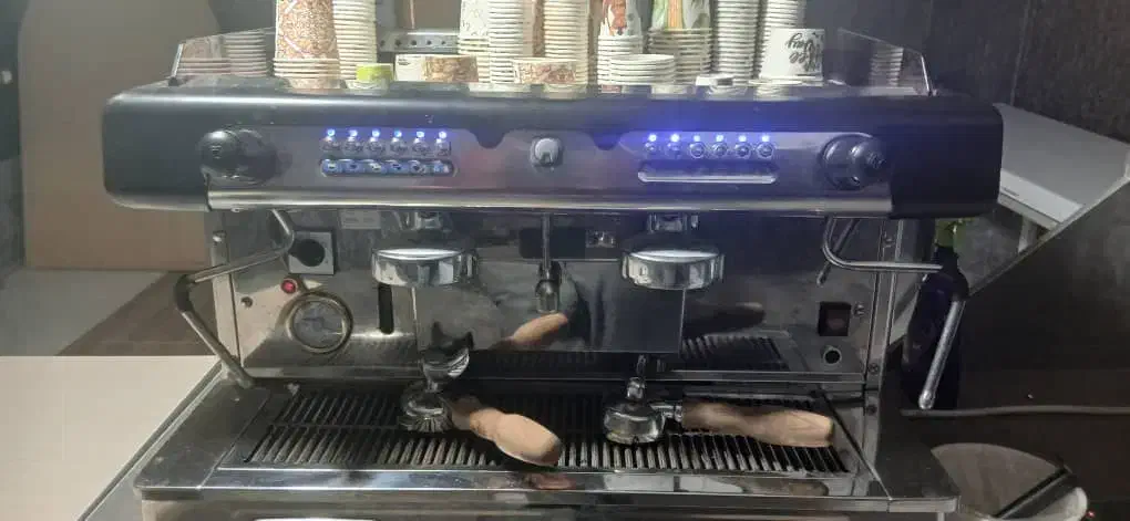 دستگاه قهوه ساز|سماور، چایساز، قهوهساز|سیاخ دارنگون, |دیوار