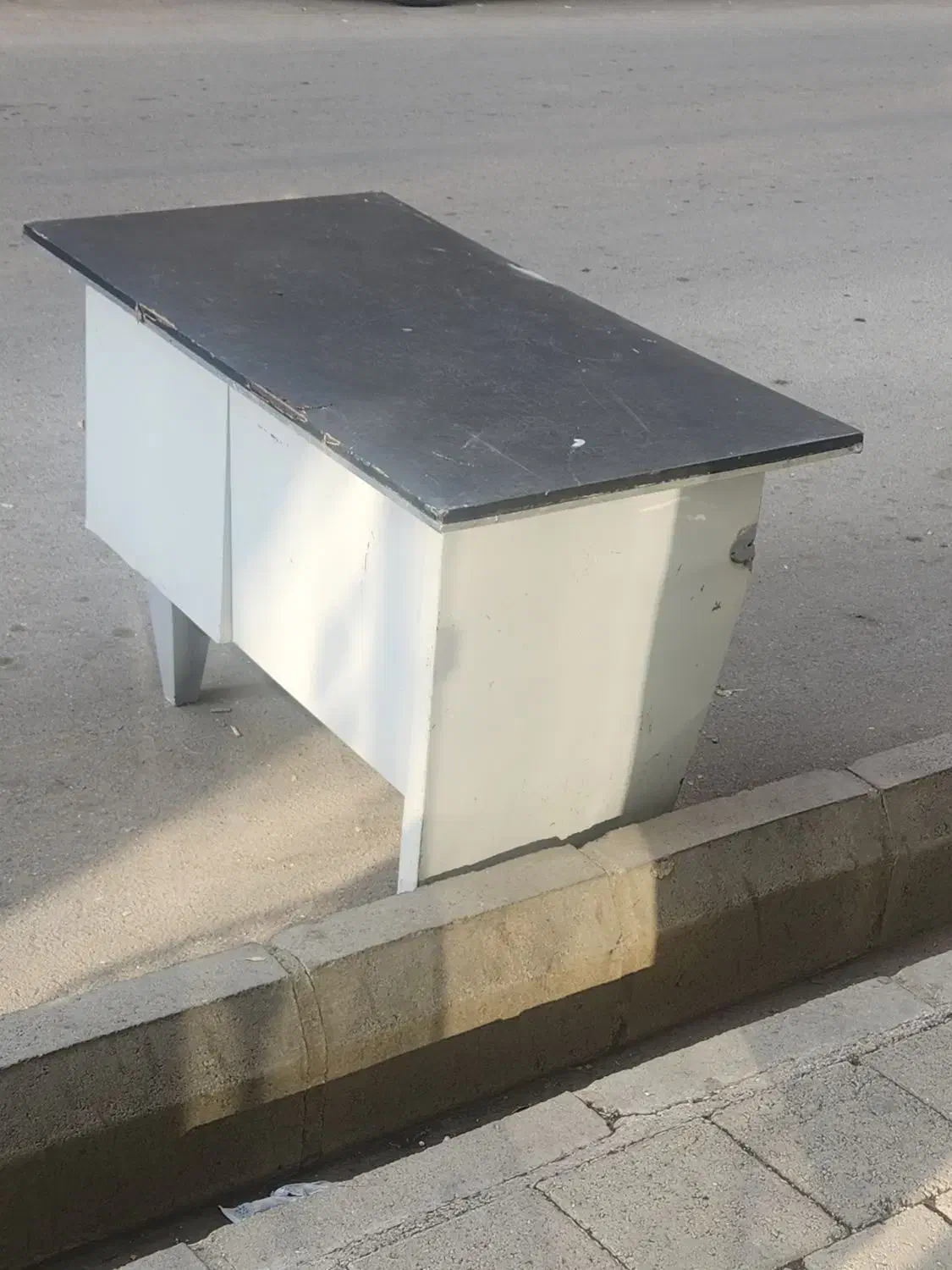 میز تحریر|میز تحریر و کامپیوتر|میاندوآب, |دیوار