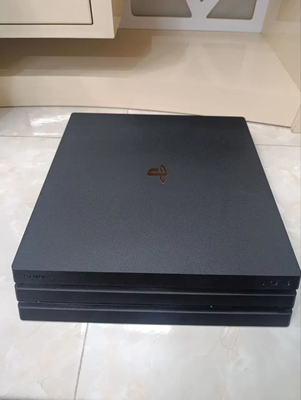 ps4 pro  پی اس فور|کنسول، بازی ویدئویی و آنلاین|تهران, شهرک ولیعصر شمالی|دیوار