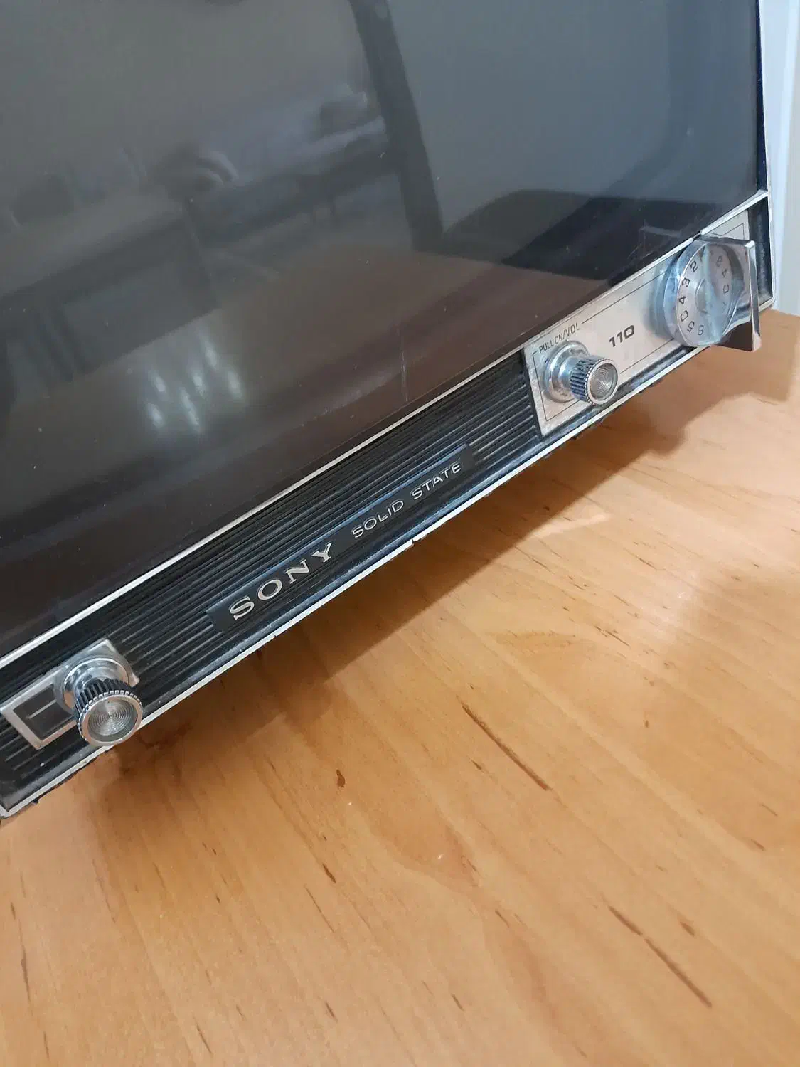 تلویزیون|تلویزیون و پروژکتور|پرند, فاز ۰|دیوار