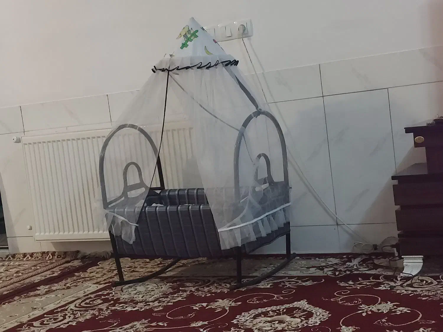 گهواره نوزاد|اسباب و اثاث بچه|فارسان, |دیوار