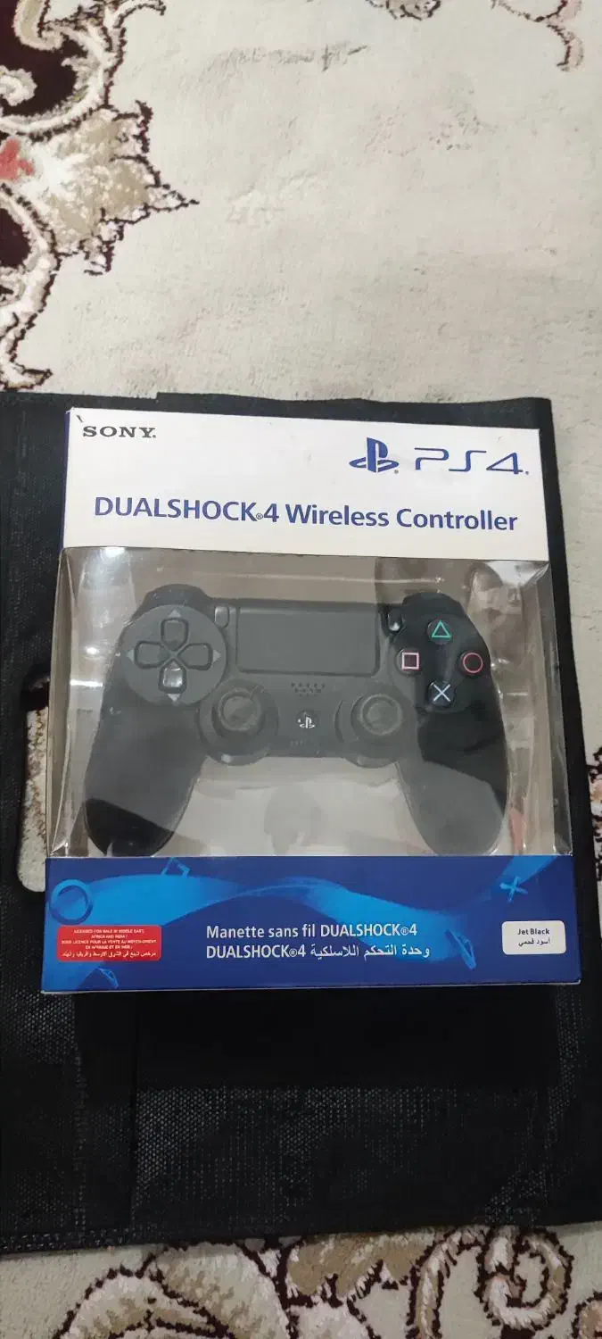 مقداری لوازم جانبی ps4|کنسول، بازی ویدئویی و آنلاین|یزد, |دیوار