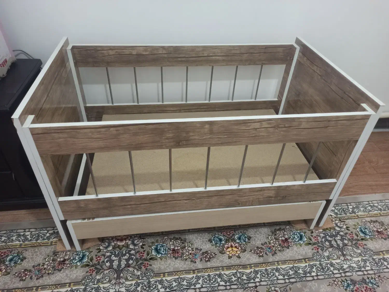 ست کمد و نی نی لالای|تخت و سرویس خواب|میانه, |دیوار