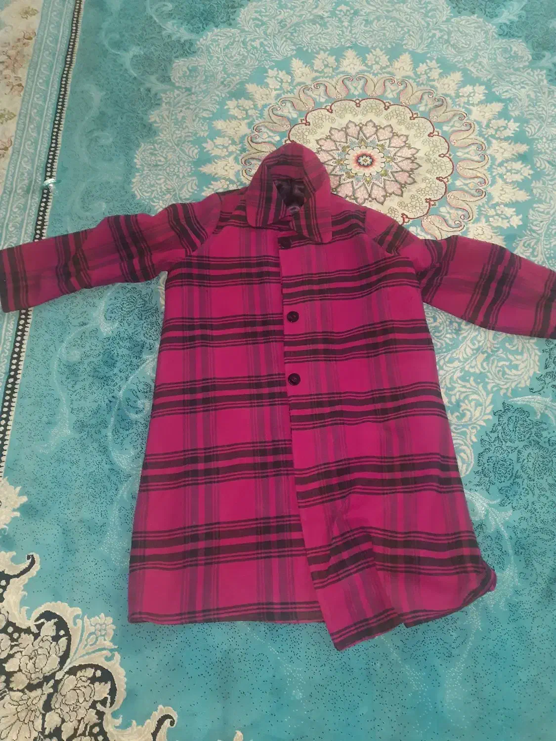 پالتو|لباس|جوانرود, |دیوار