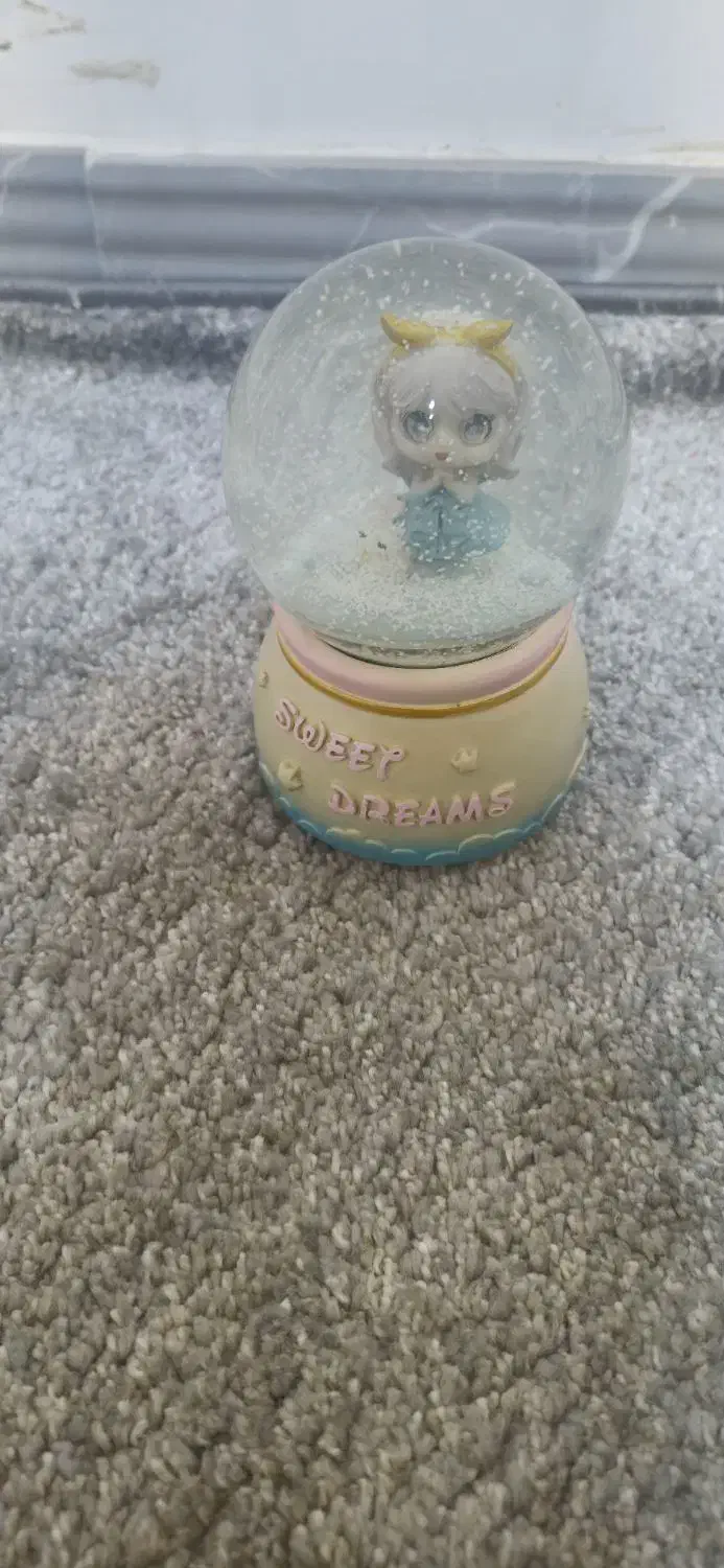 گوی|چراغ خواب و آباژور|محمدشهر, کوی بهار|دیوار