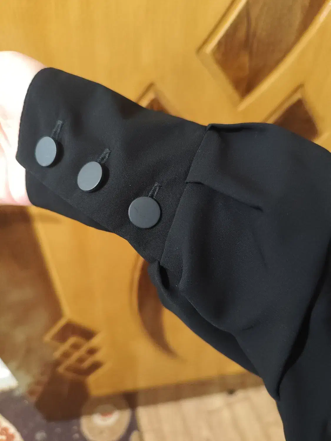 مانتو عبایی|لباس|اصفهان, ارغوانیه|دیوار