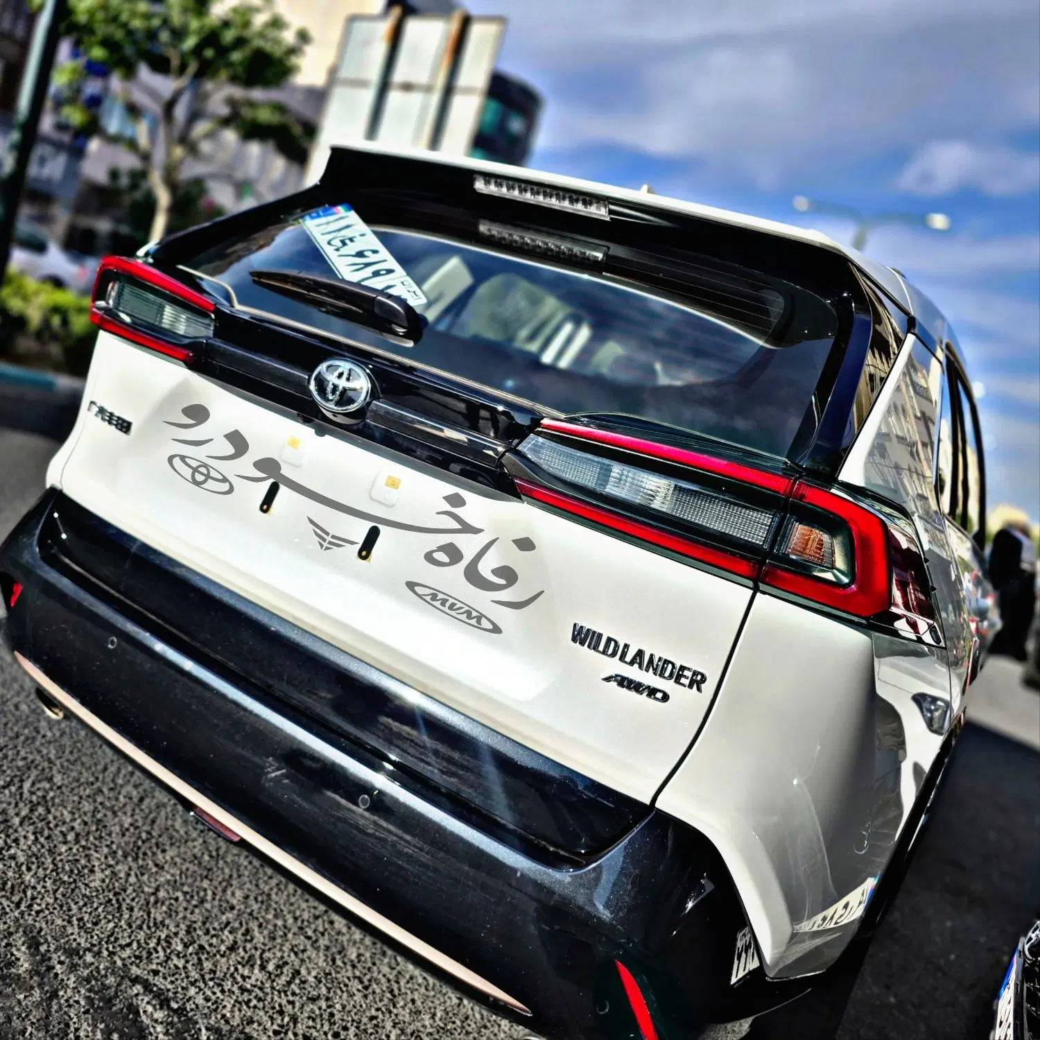 فروش تویوتا وایلندر TOYOTA صفر خشک سفید تحویل فوری|خودرو سواری و وانت|تهران, دریا|دیوار