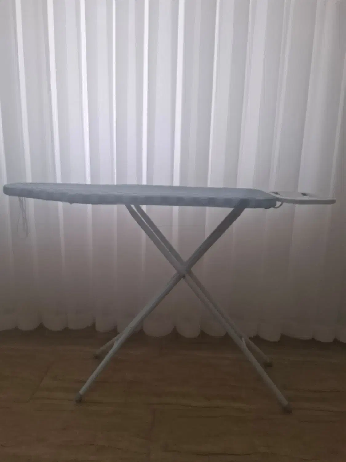 میز اتو|اتو و لوازم اتو|فردوس (خراسان), |دیوار