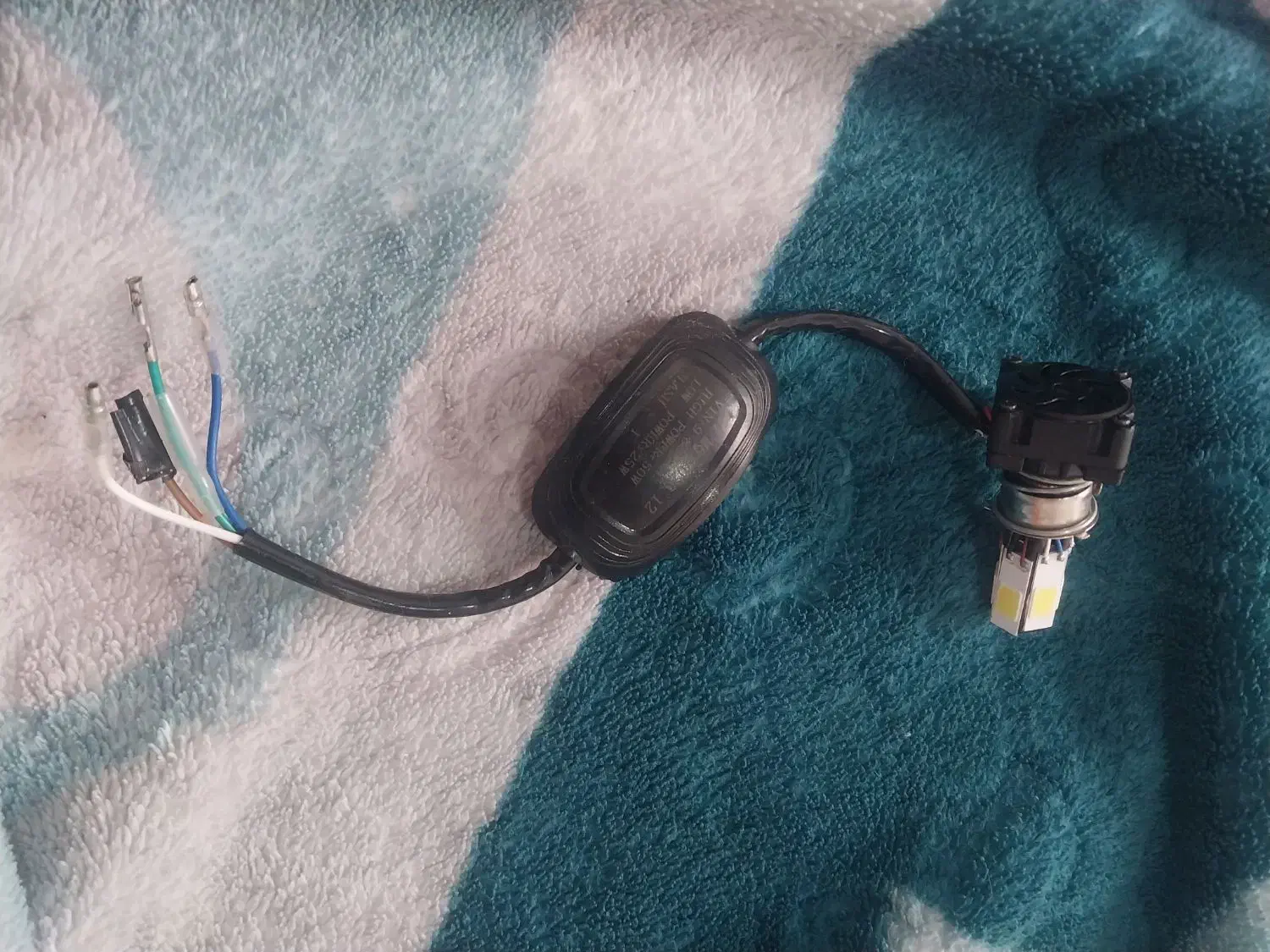 هدلایت|لامپ و چراغ|شیروان (خراسان), |دیوار