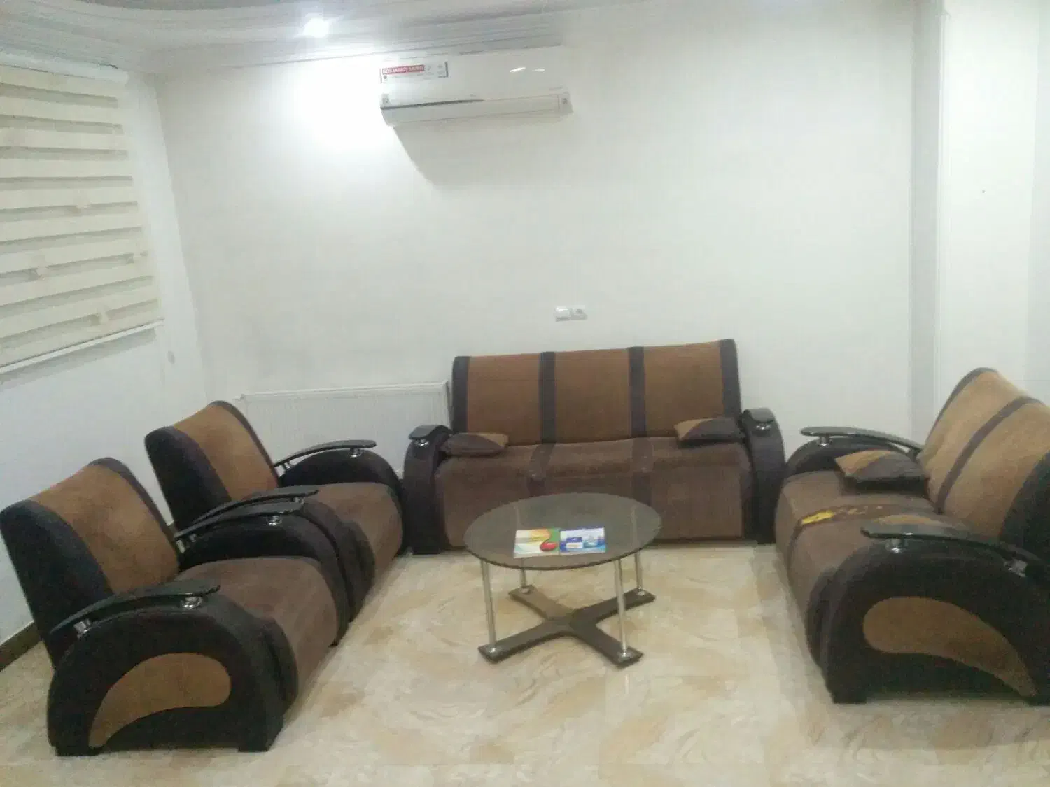 مبل راحتی ۷نفره بدنه و چهارچوب کاملا سالم|مبلمان خانگی و میز عسلی|نسیمشهر, |دیوار