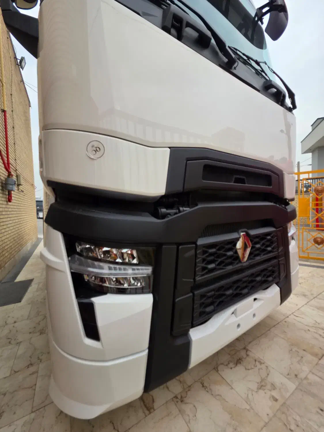 رنو۲۰۲۳|خودرو سنگین|اسلامشهر, ملکآباد|دیوار