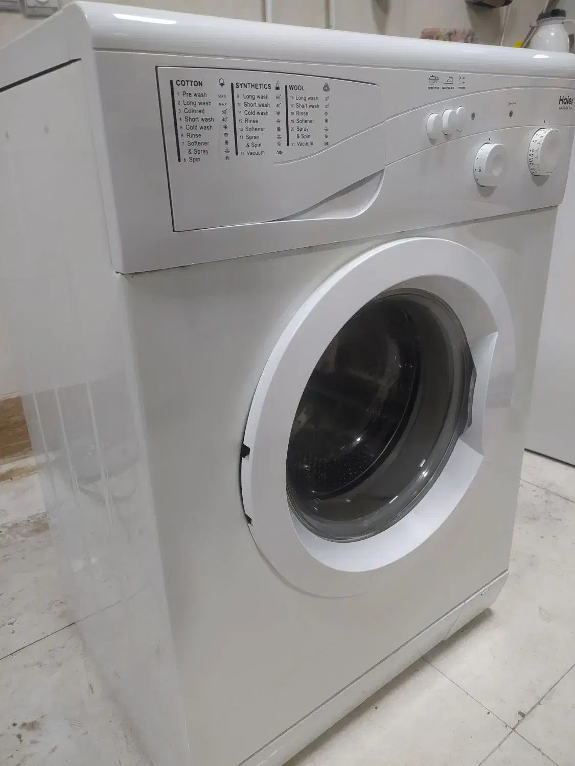 لباسشویی اتوماتیک حایر ۵ کیلویی سفید|ماشین لباسشویی و خشک‌کن لباس|فولادشهر, B4|دیوار
