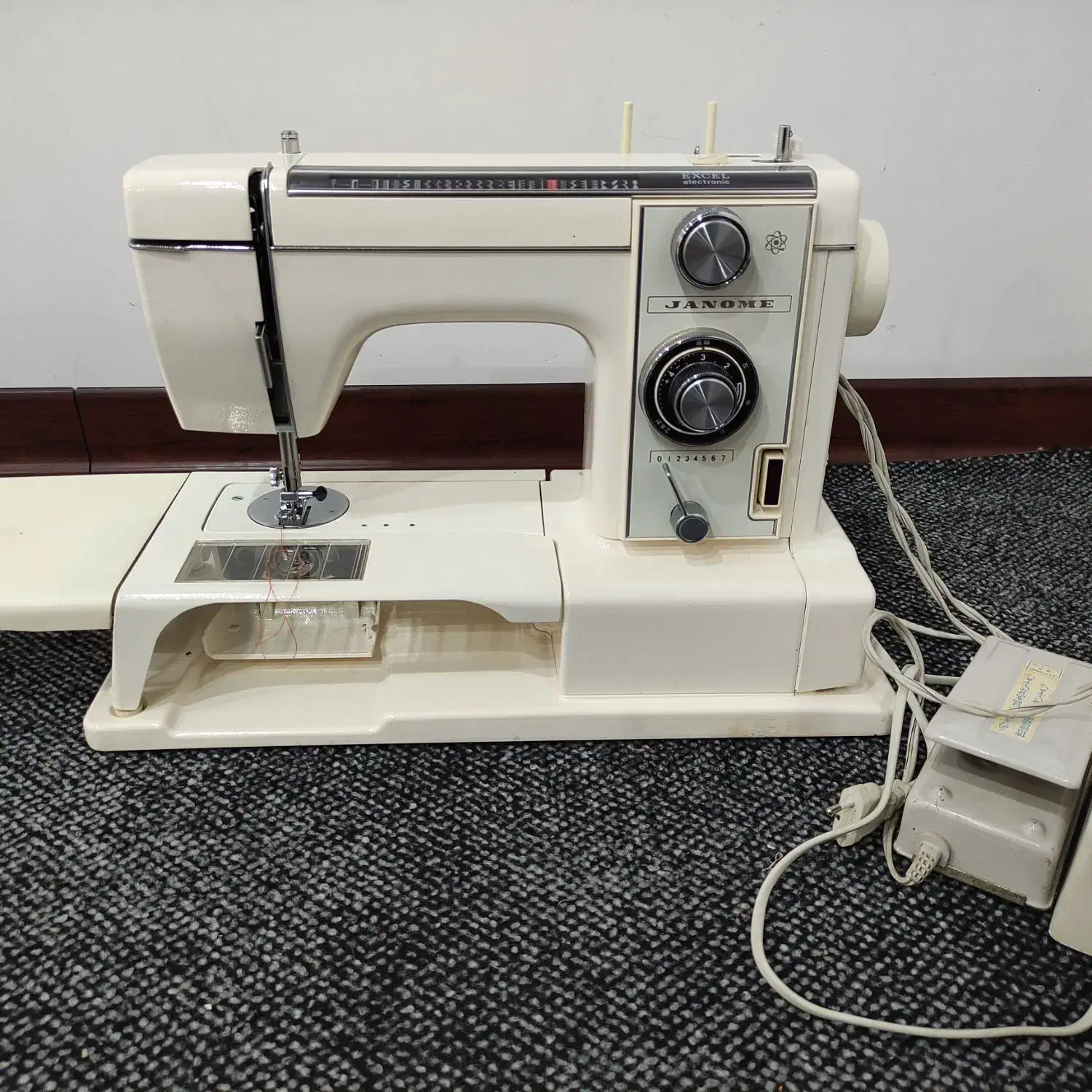 چرخ خیاطی ژانومه مدل 815|چرخ خیاطی و ریسندگی|اهواز, کوی مهدیس|دیوار