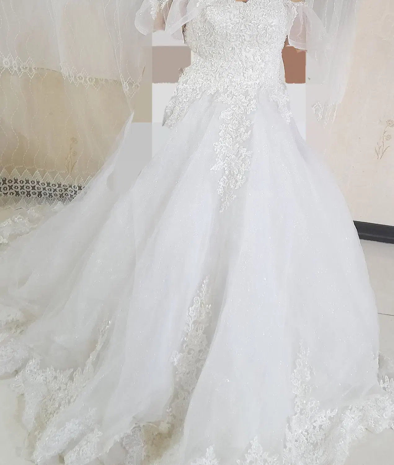 لباس عروس|لباس|اسفراین, |دیوار