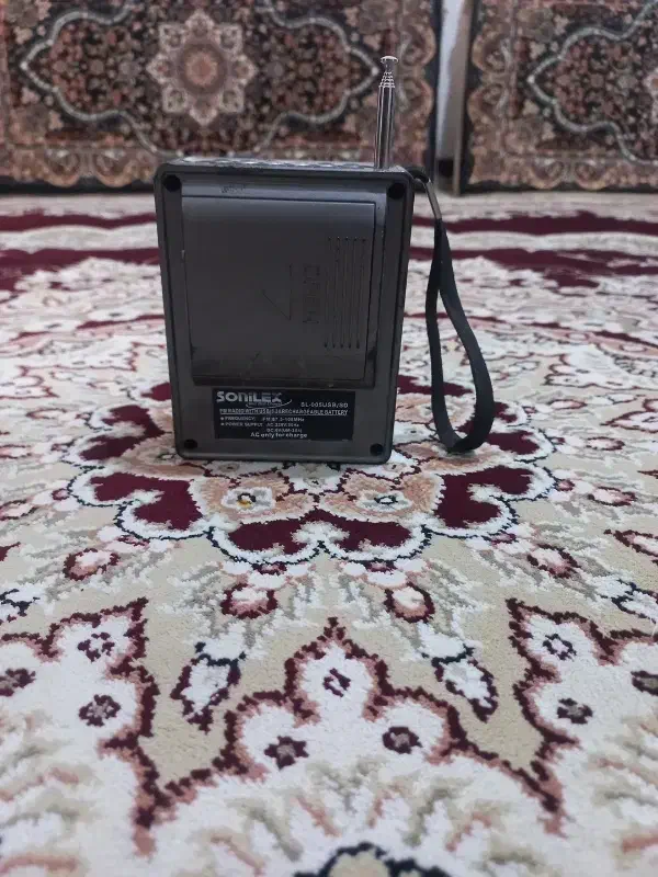 اسپیکر سالم وقدیمی به شرط|پخش‌کننده همراه|اسلام‌‌آباد غرب, |دیوار