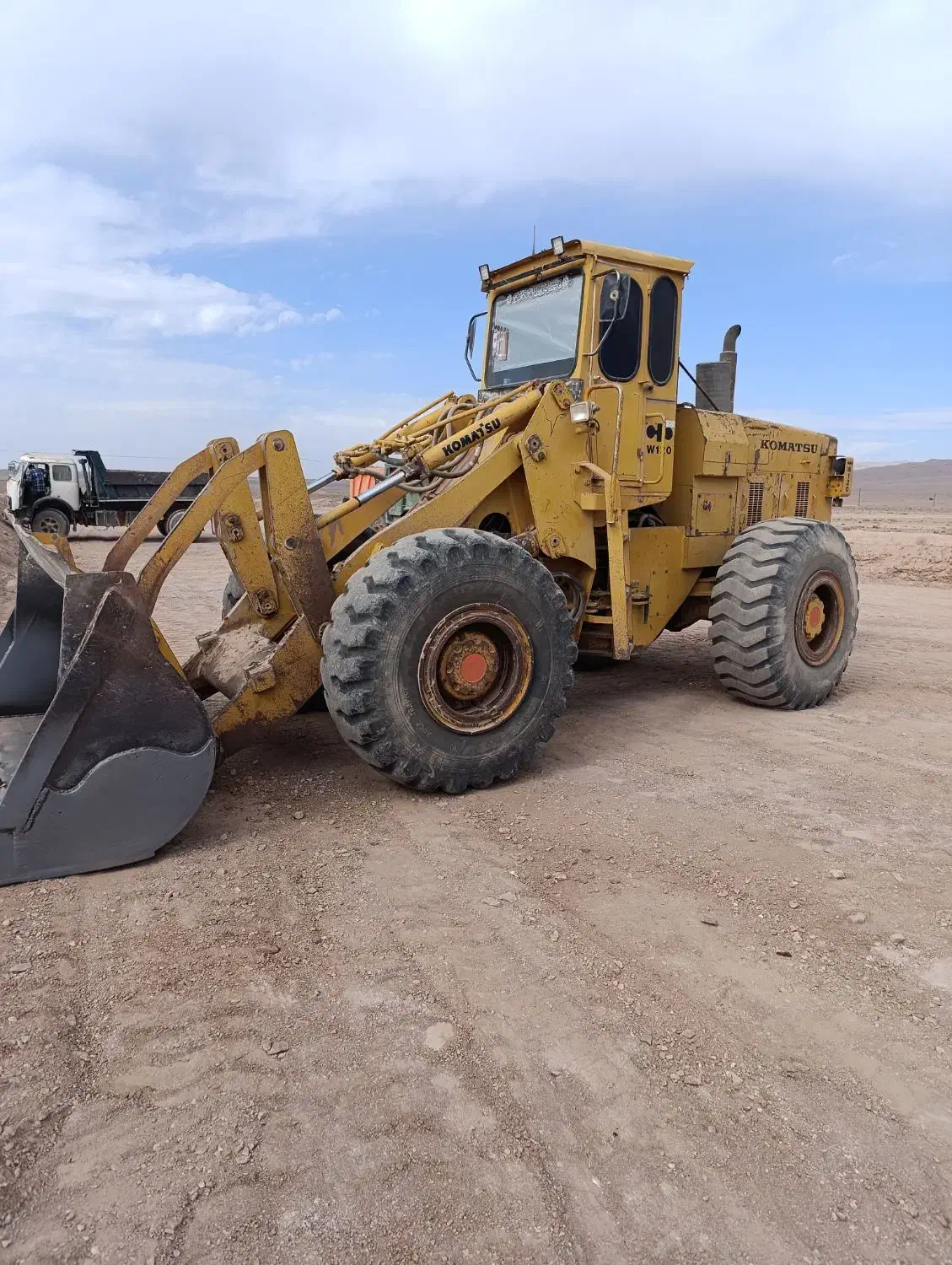 کوماتسو ۱۲۰|خودرو سنگین|سرایان, |دیوار