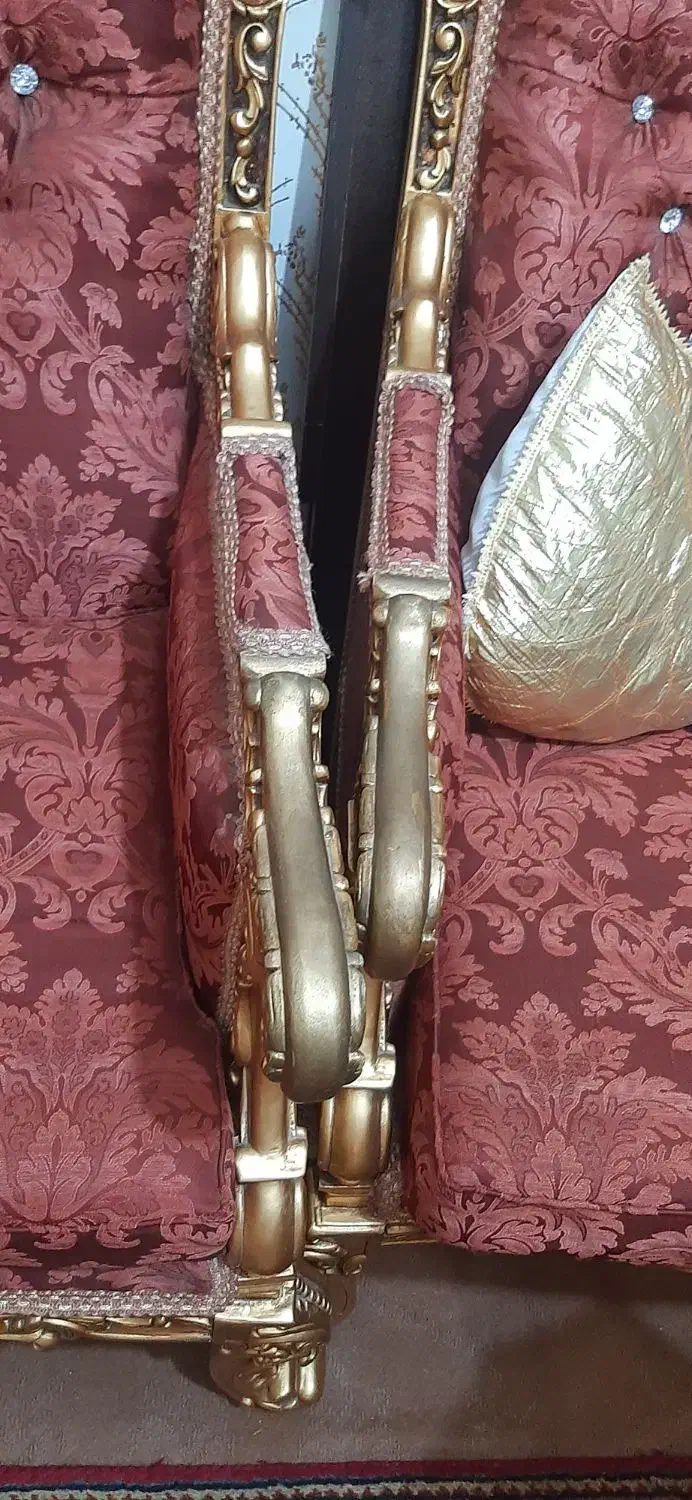 مبل ۹نفره سلطنتی همراه سه میز بزرگ دوتاعسلی|مبلمان خانگی و میز عسلی|خوی, |دیوار