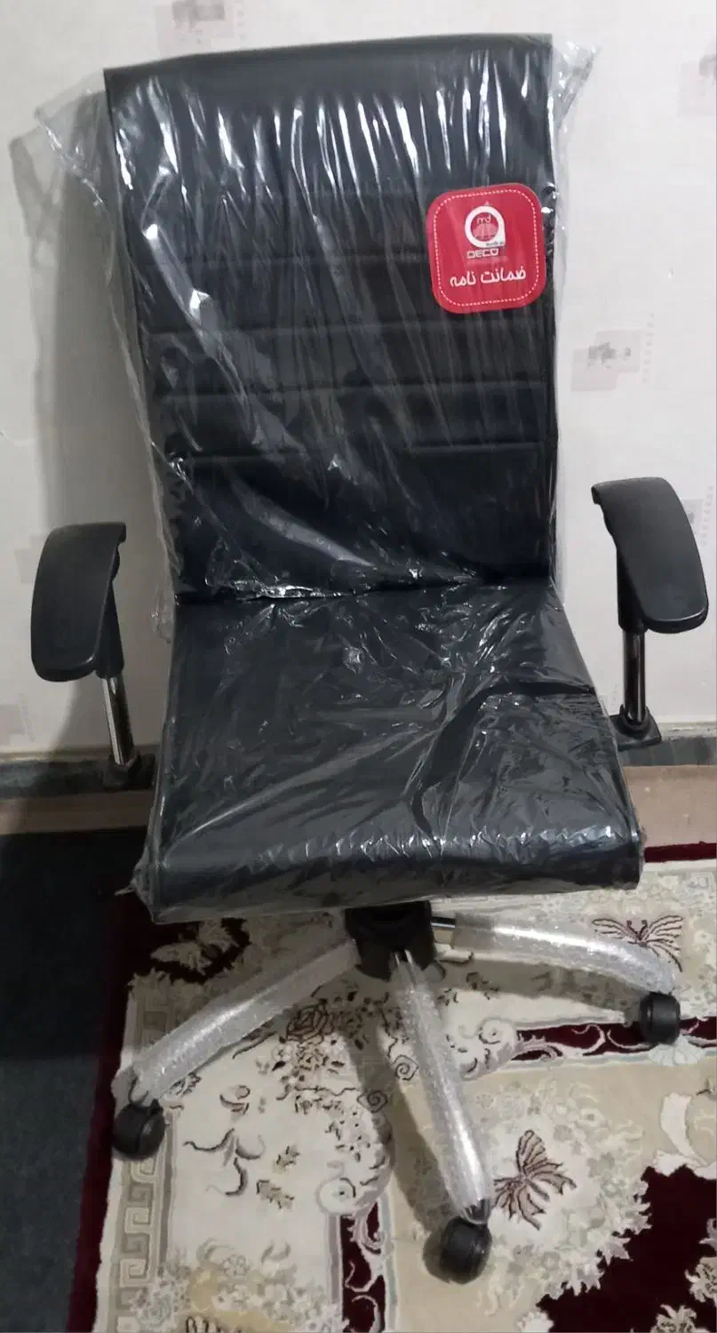 میز کامپیوتر و صندلی|میز تحریر و کامپیوتر|تهران, امام زاده حسن|دیوار