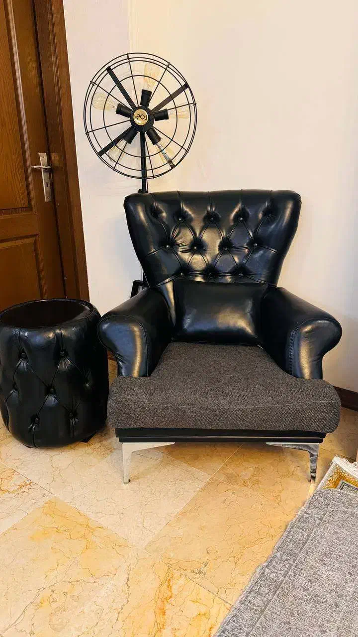 مبل چرمی کلاسیک|مبلمان خانگی و میز عسلی|تهران, شادمان|دیوار