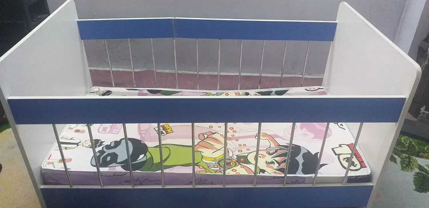 تخت کودک|تخت و صندلی بچه|مشهد, هنرستان|دیوار
