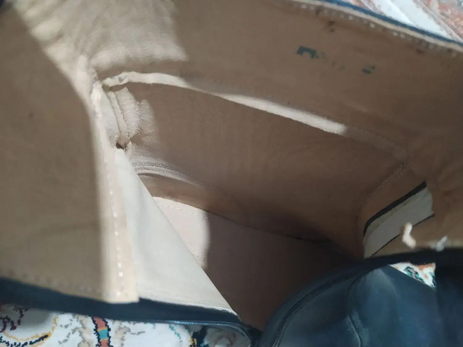 پوتین|کیف، کفش، کمربند|نیشابور, بنیاد شهید|دیوار