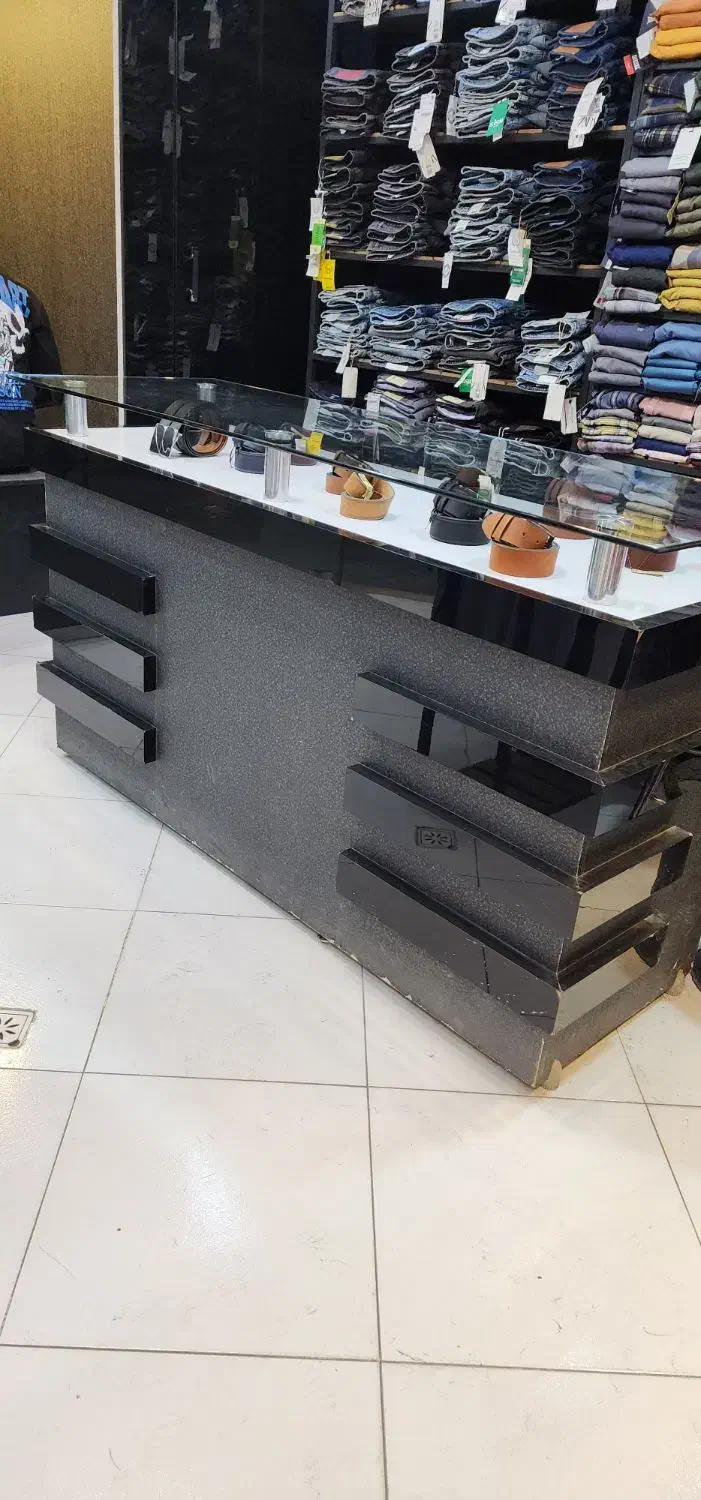 ۳ عدد مانکن سه بعدی مردانه ،میز پیشخوان،رگال|فروشگاه و مغازه|اصفهان, ملک‌شهر|دیوار