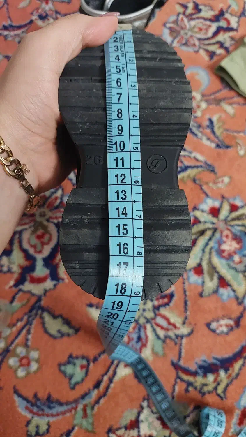 تعدادی لباس زمستانه بچگانه|کفش و لباس بچه|اراک, |دیوار