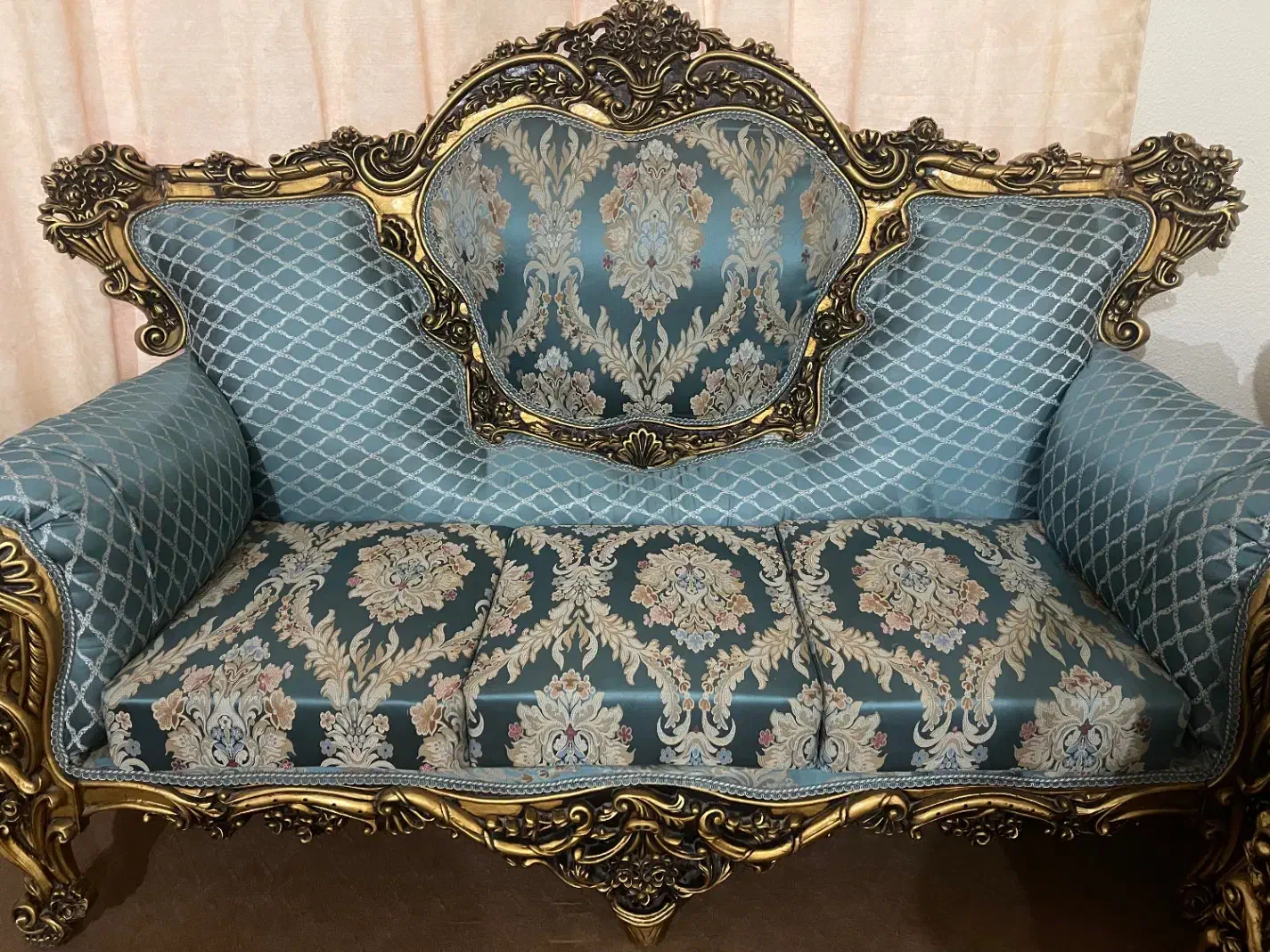 میلمان ده نفره|مبلمان خانگی و میز عسلی|قشم, |دیوار