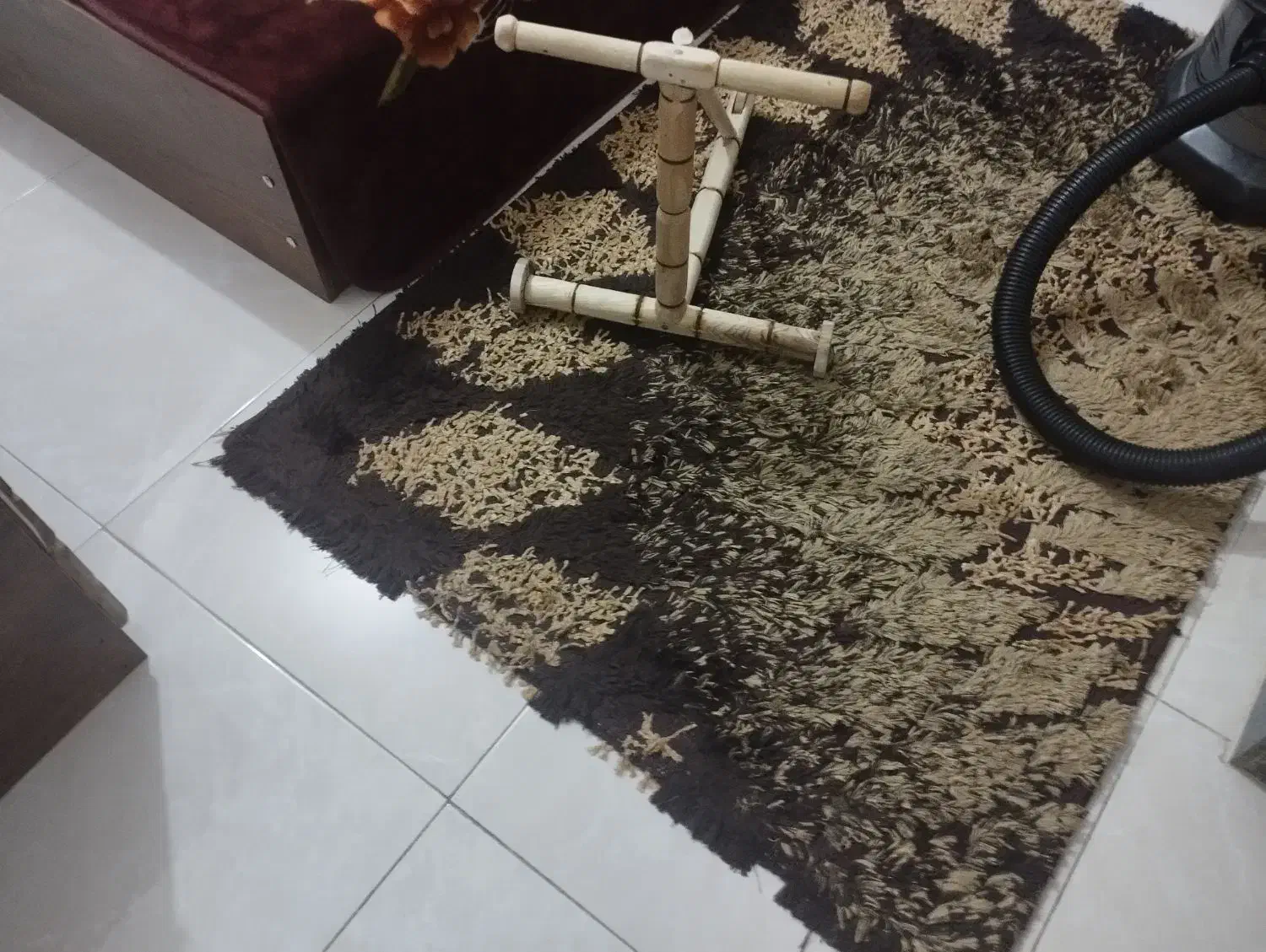 چوب درحدنو|بندرخت و رختآویز|سقز, |دیوار