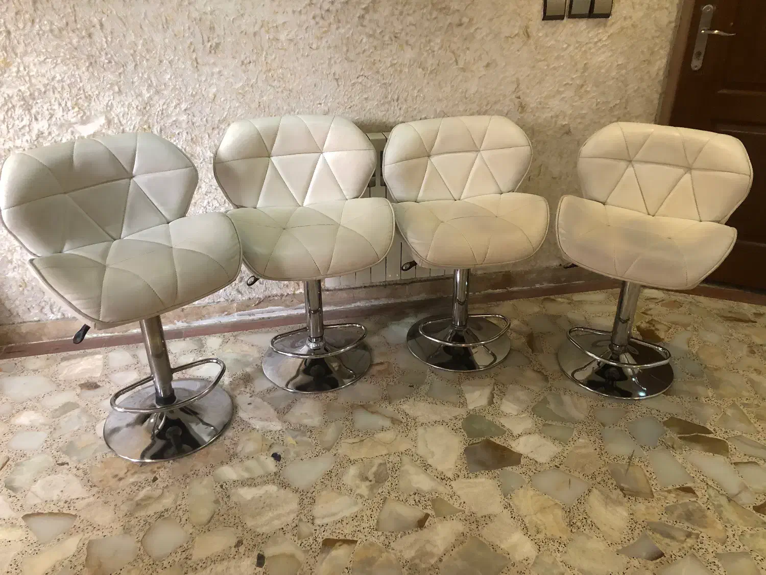 صندلی اپن|صندلی و نیمکت|کرج, عظیمیه|دیوار