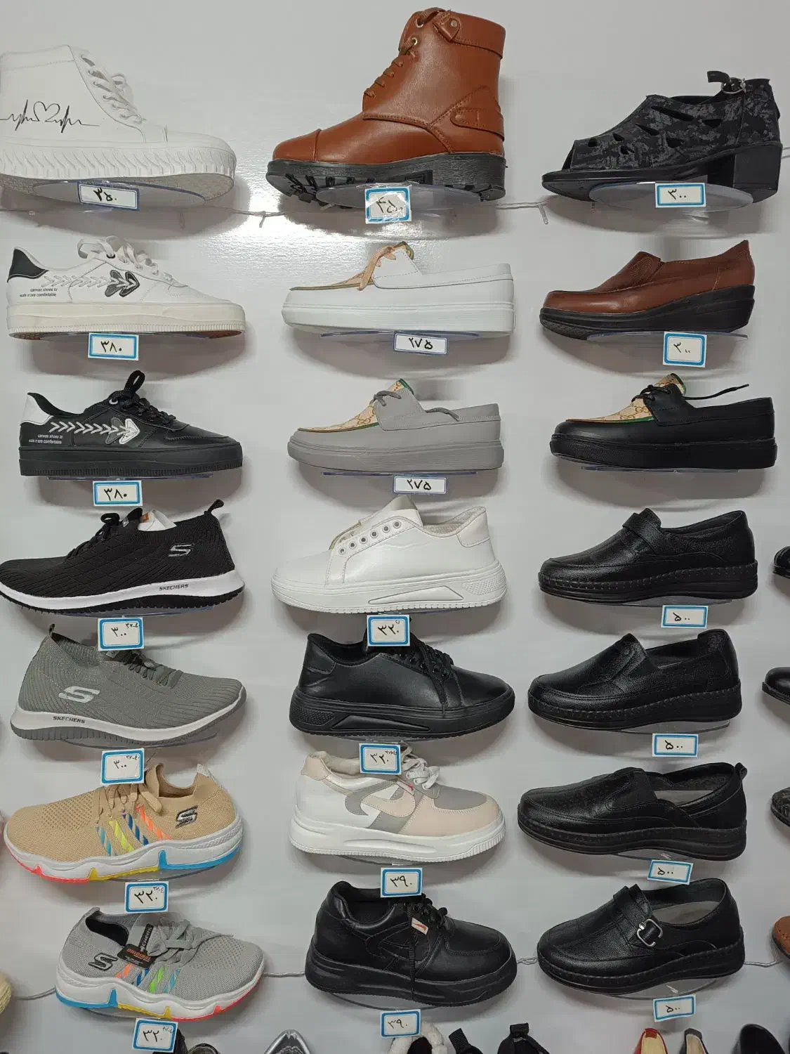 حراج کفش با قیمت های استثنایی|کیف، کفش، کمربند|بیرجند, |دیوار