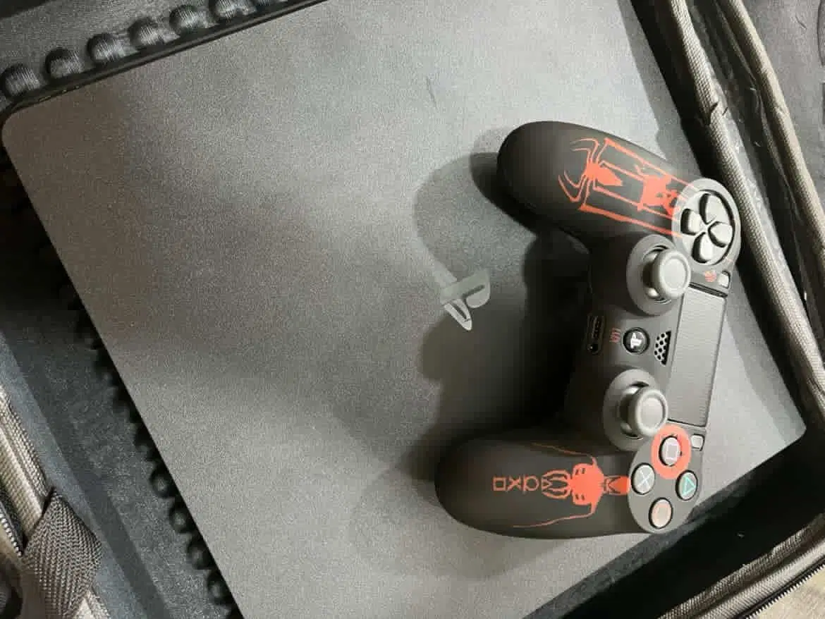 Ps4 نو|کنسول، بازی ویدئویی و آنلاین|بم, |دیوار