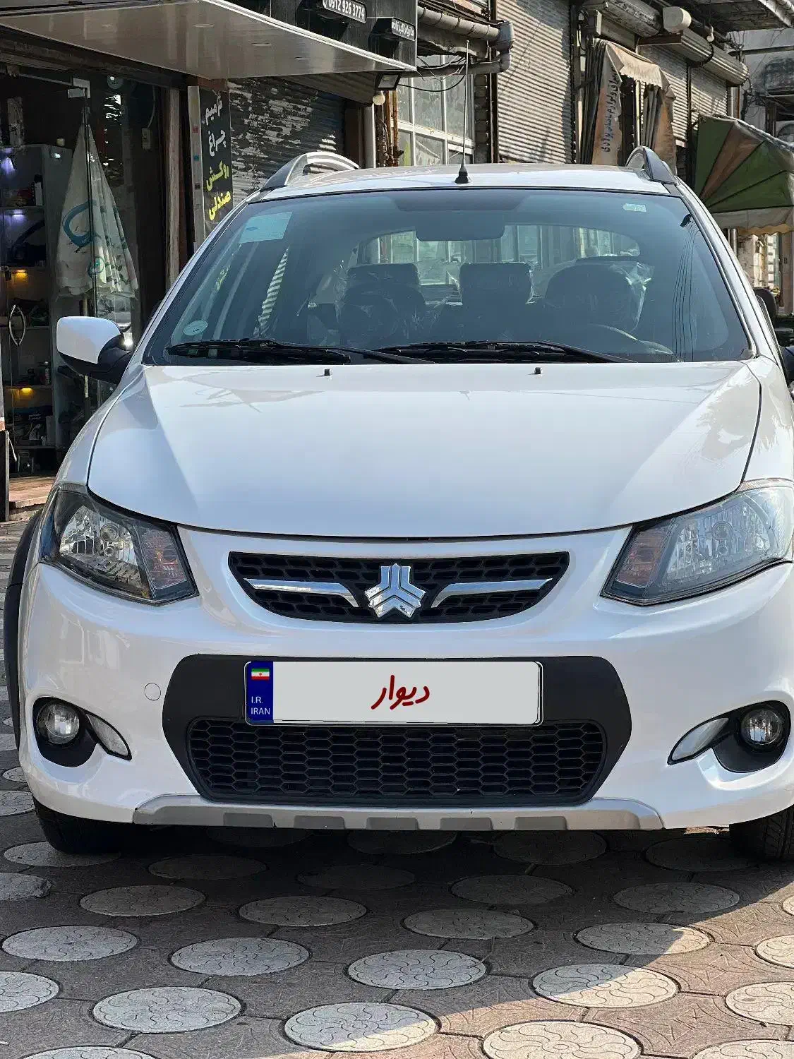 کوئیک ۱۴۰۱|خودرو سواری و وانت|رشت, پل تالشان|دیوار