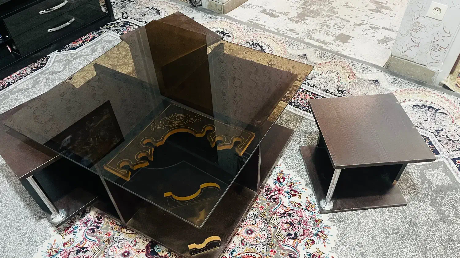 میز جلو مبلی و گل میز|مبلمان خانگی و میز عسلی|شیراز, سهل‌آباد|دیوار