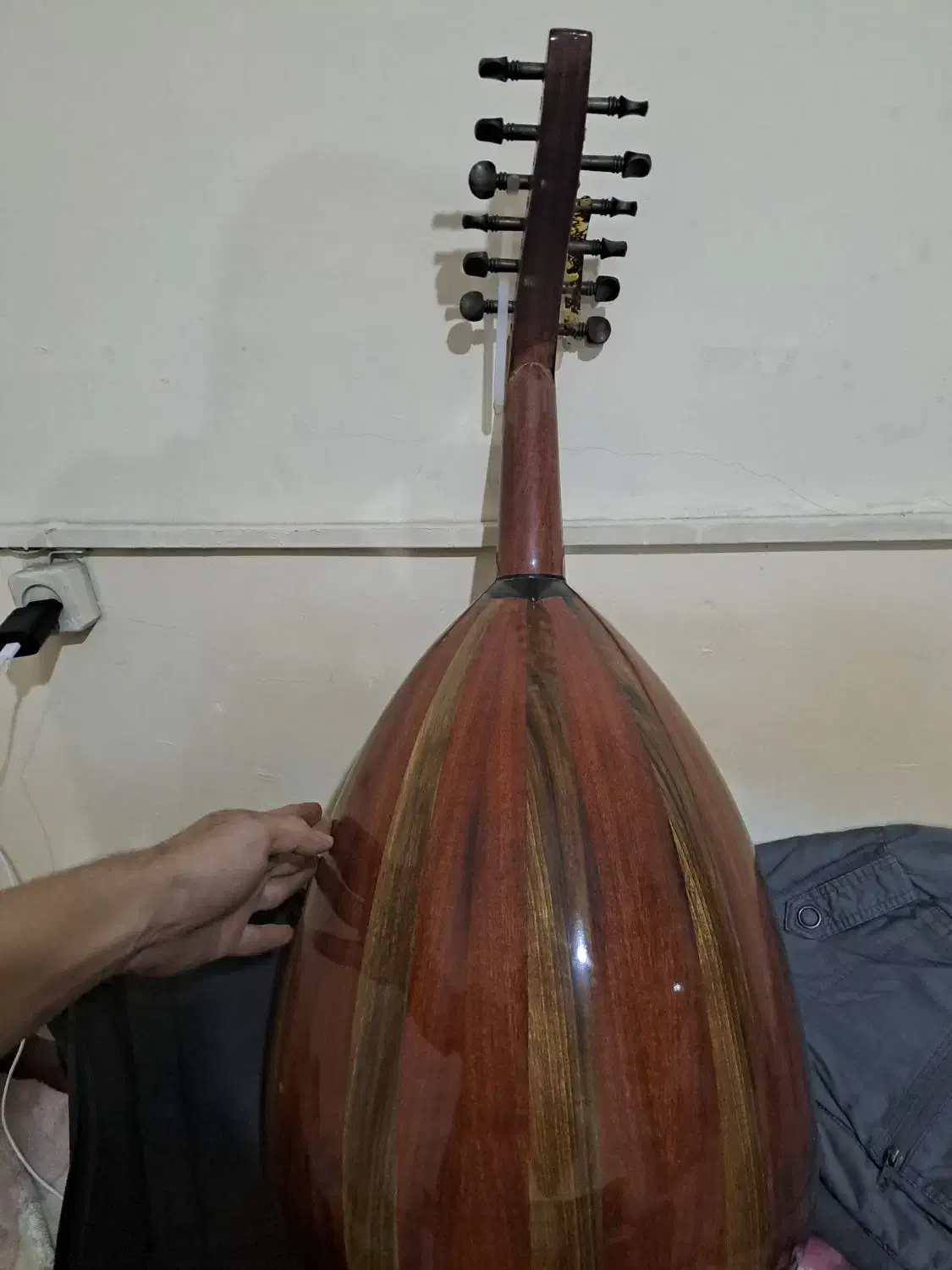 عود زیاب حدیث|سازهای سنتی|رودان, |دیوار