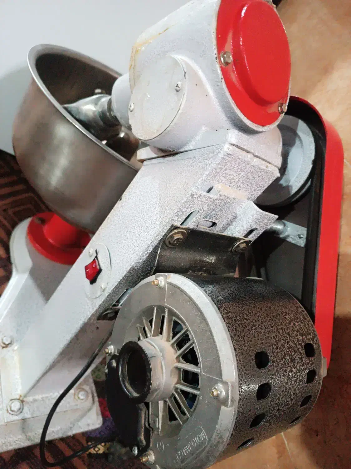 خمیرگیر|خردکن، آسیاب، غذاساز|زابل, |دیوار